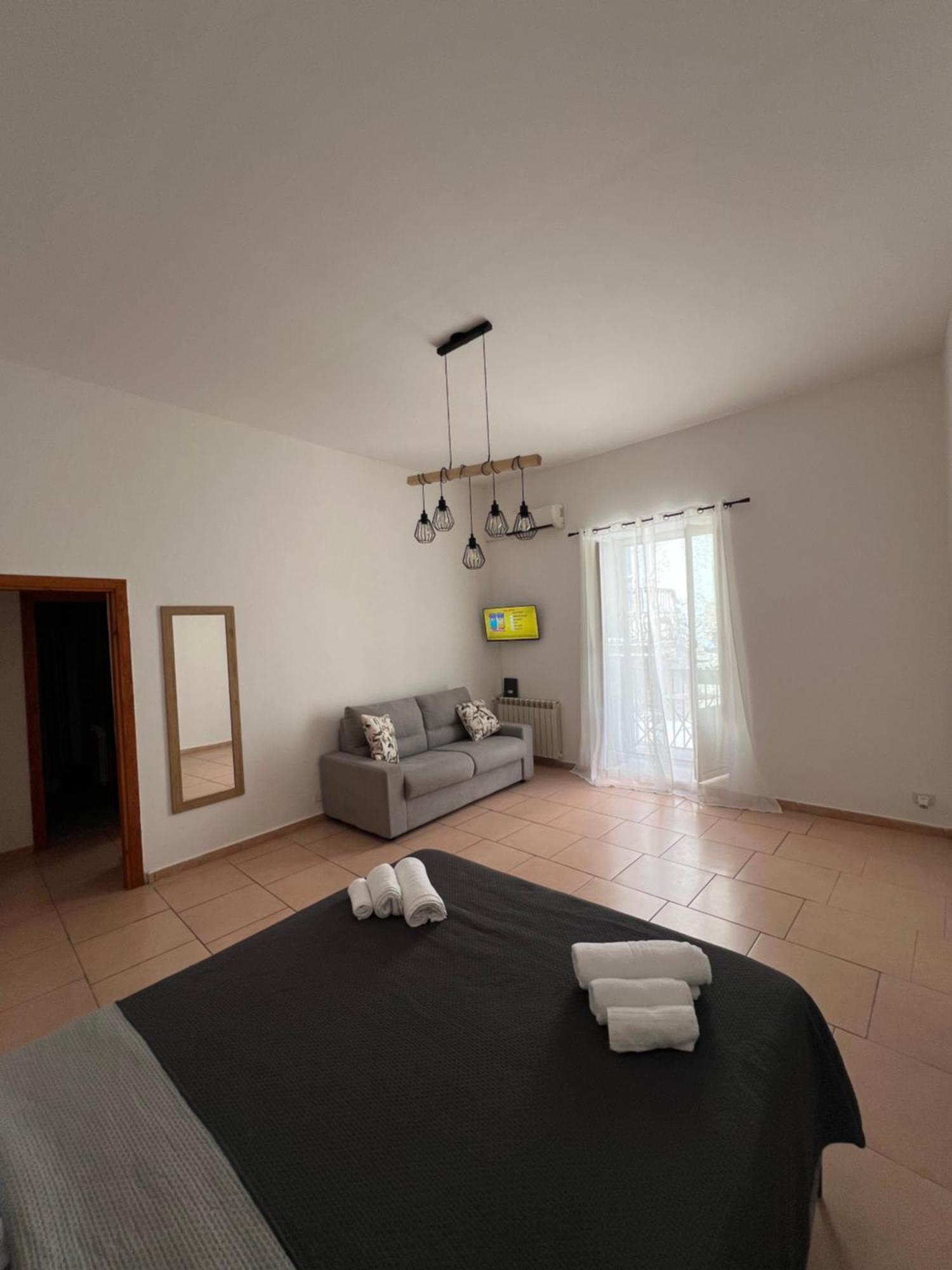 Greta'S Apartment Discesa Delle Capre Palermo Eksteriør billede